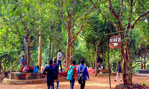 picnic spot Khandadhar Nature Camp